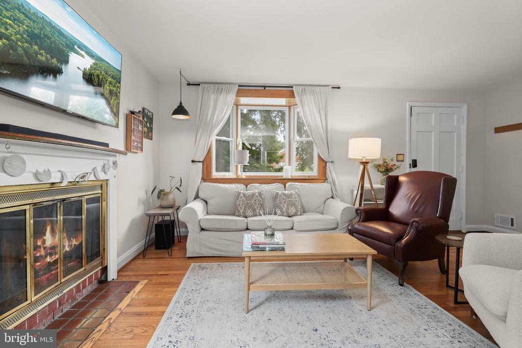 228 ALTAMONT AVENUE