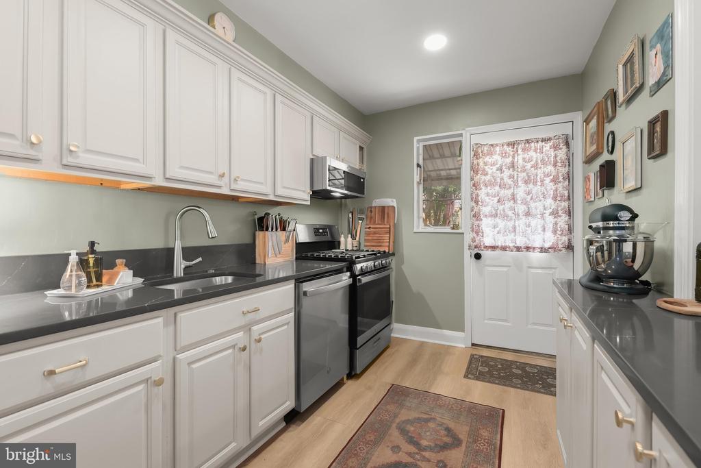 228 ALTAMONT AVENUE