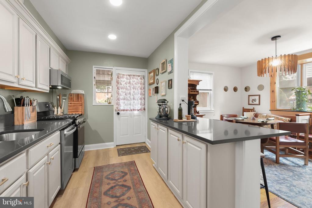228 ALTAMONT AVENUE