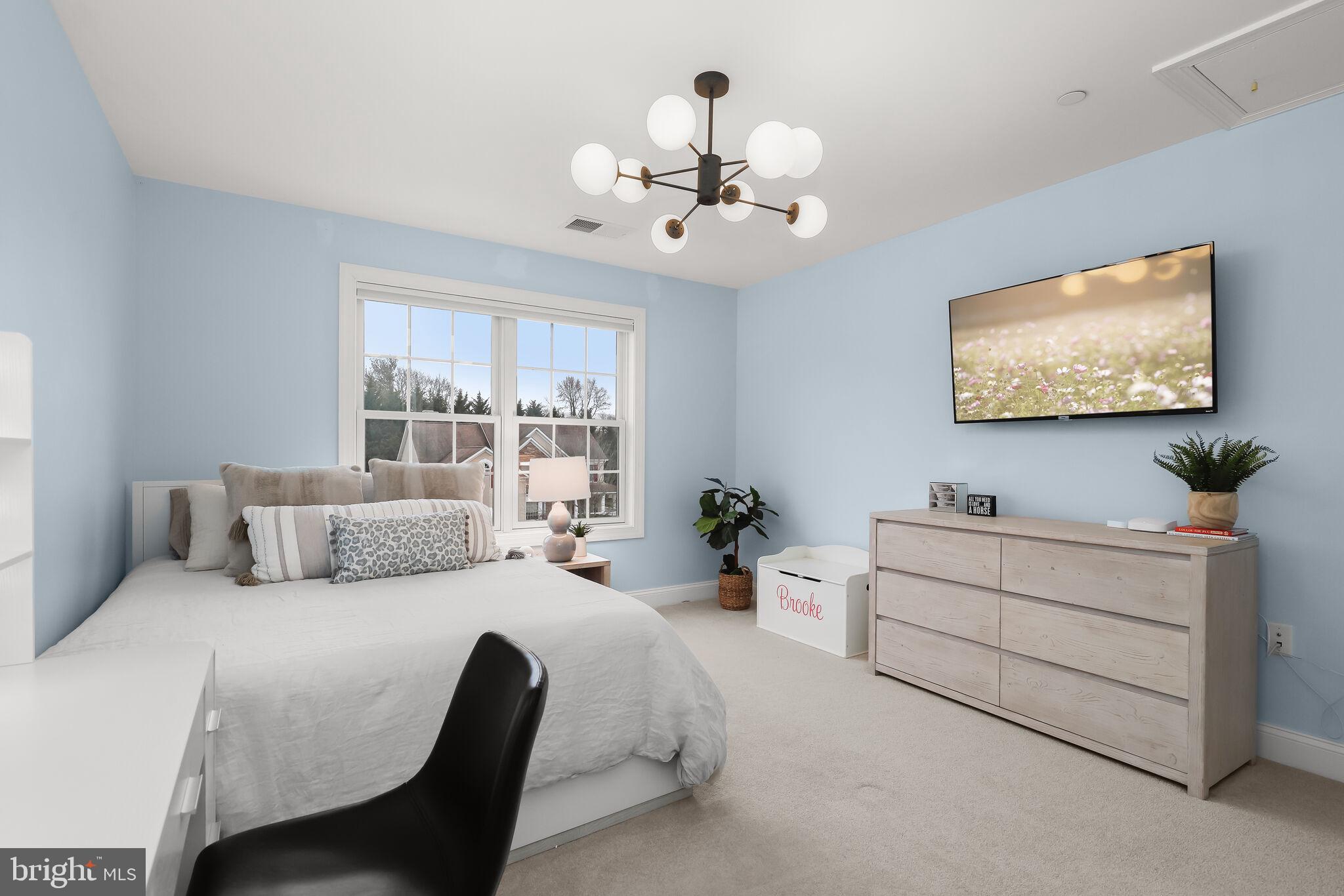 6691 CHATEAU BAY COURT