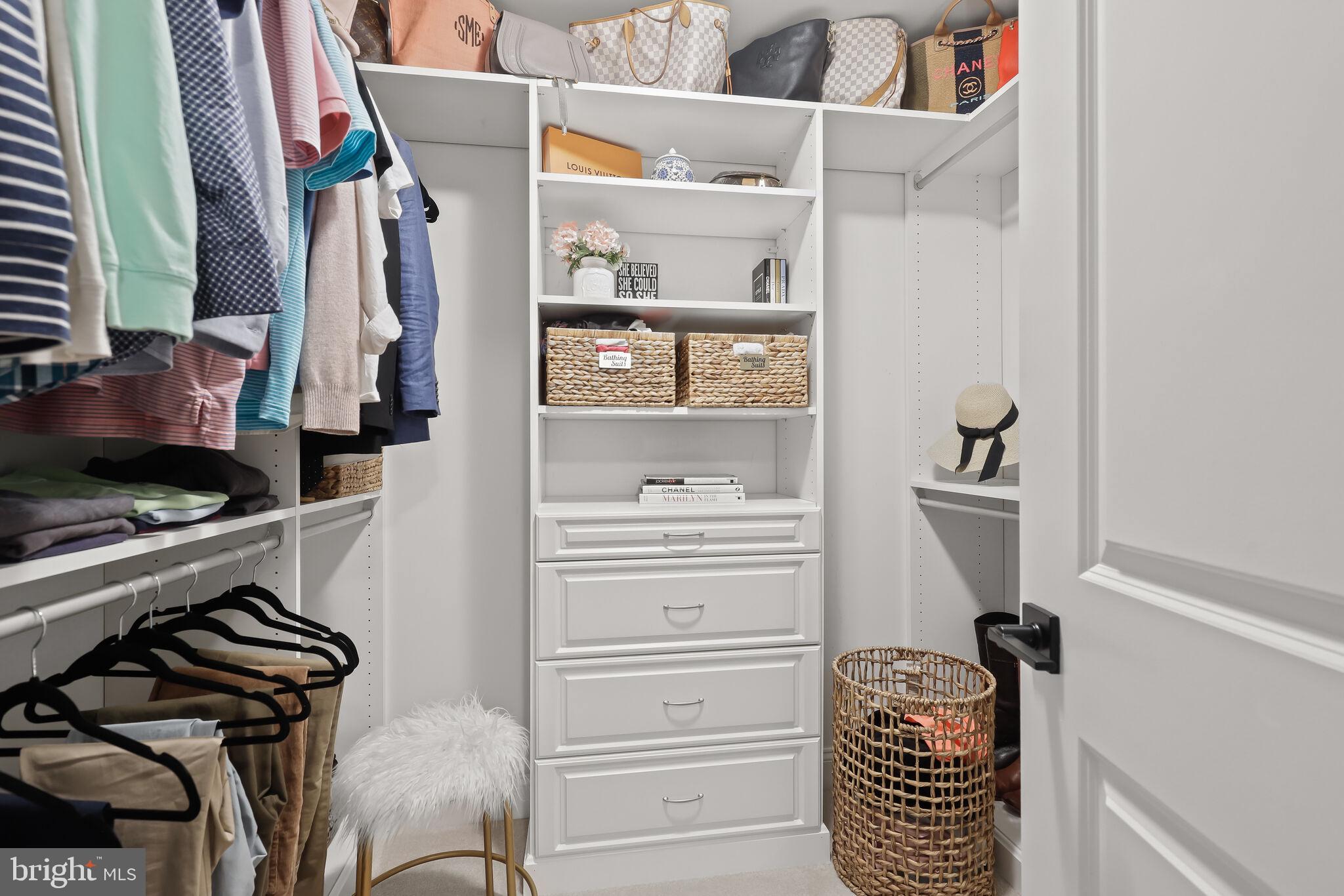 6691 CHATEAU BAY COURT