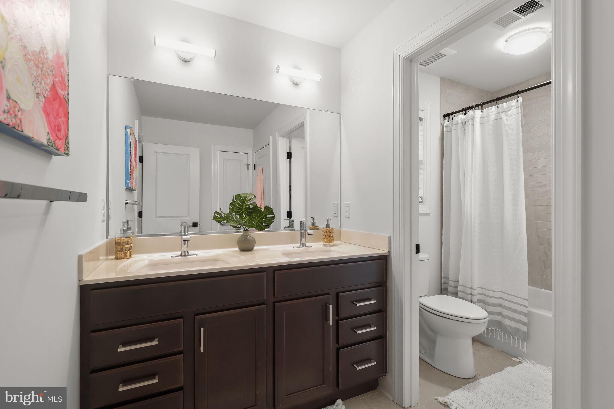 6691 CHATEAU BAY COURT