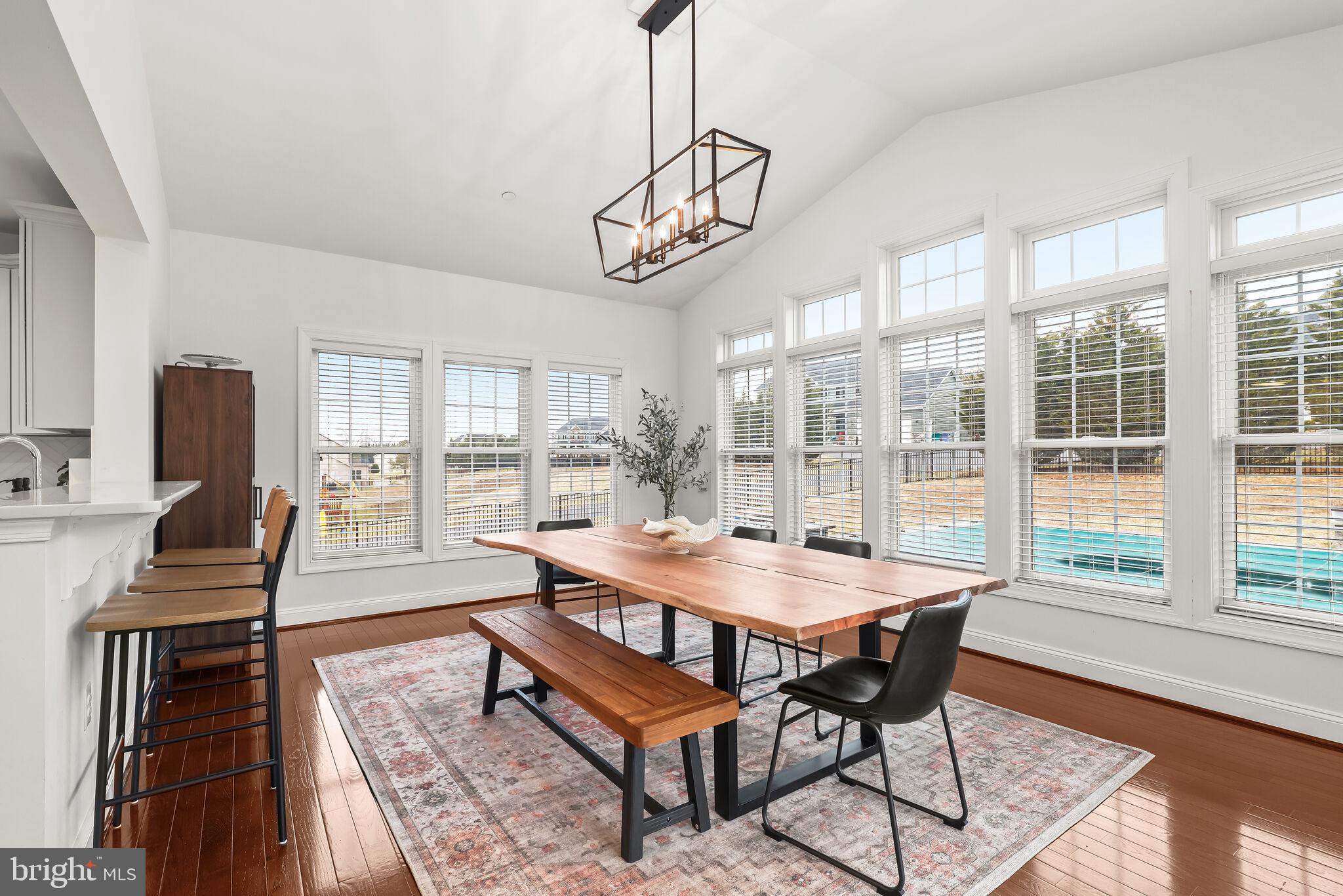 6691 CHATEAU BAY COURT