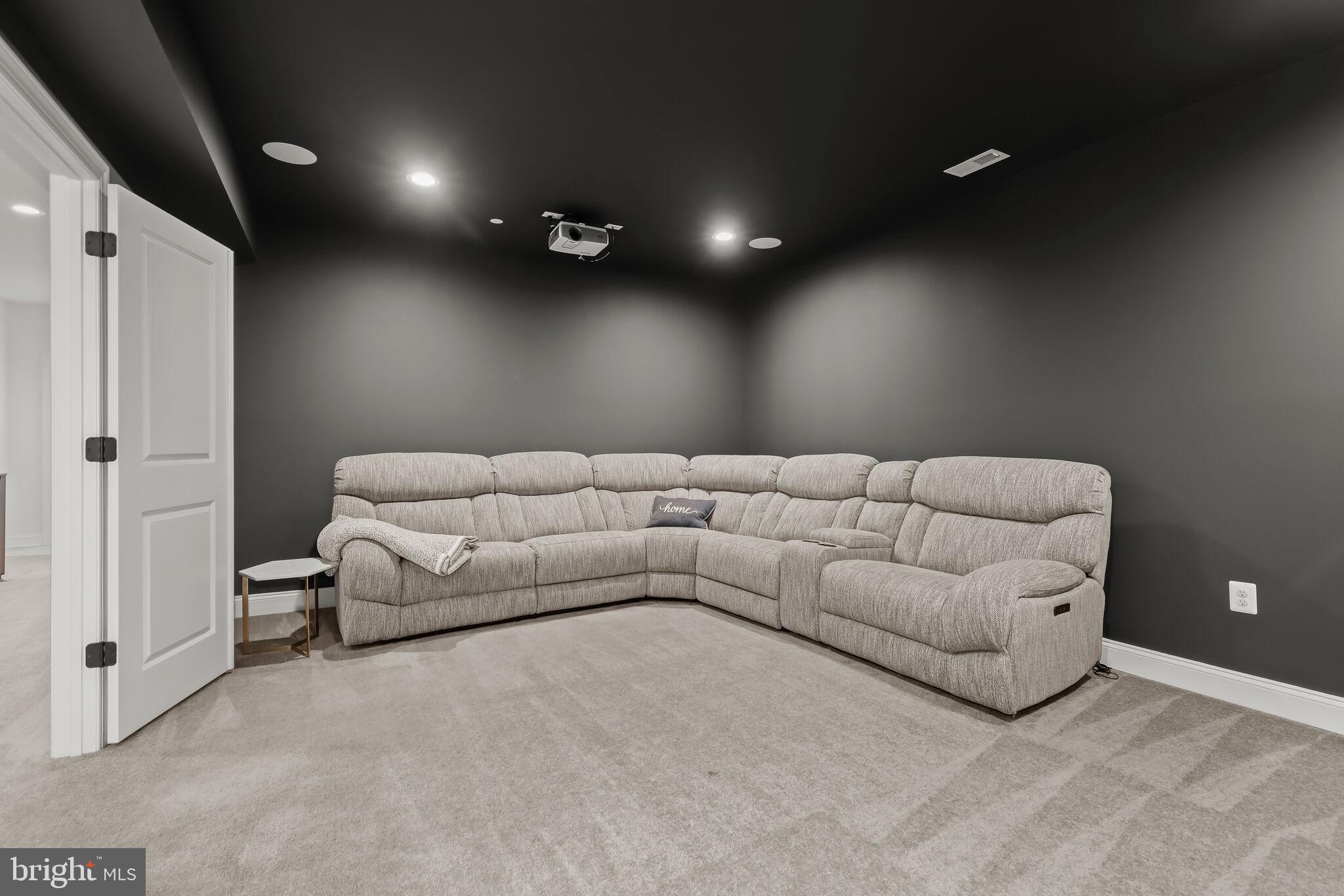 6691 CHATEAU BAY COURT