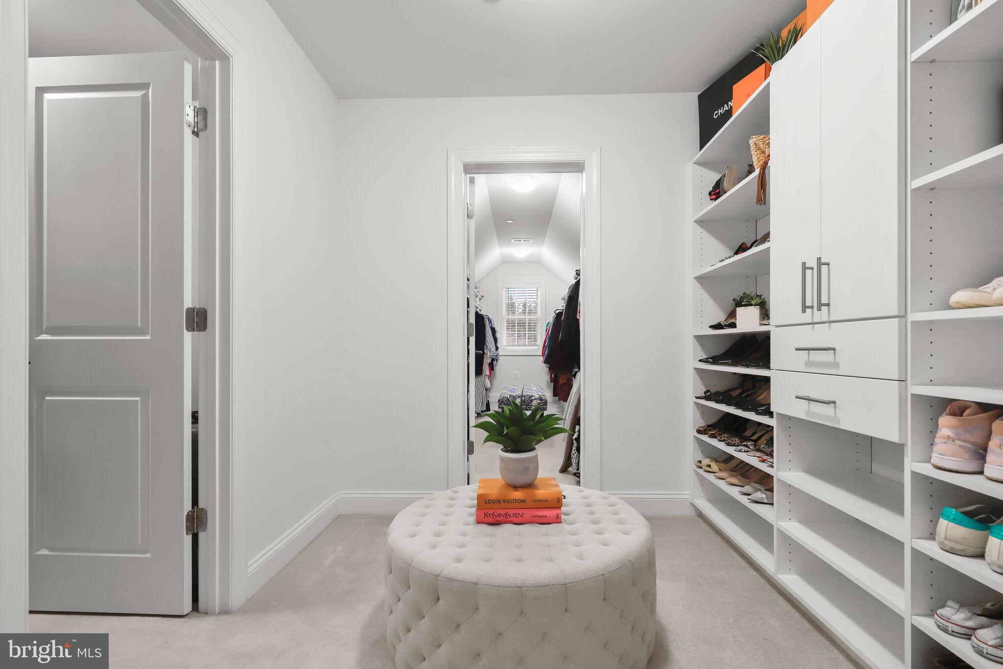 6691 CHATEAU BAY COURT