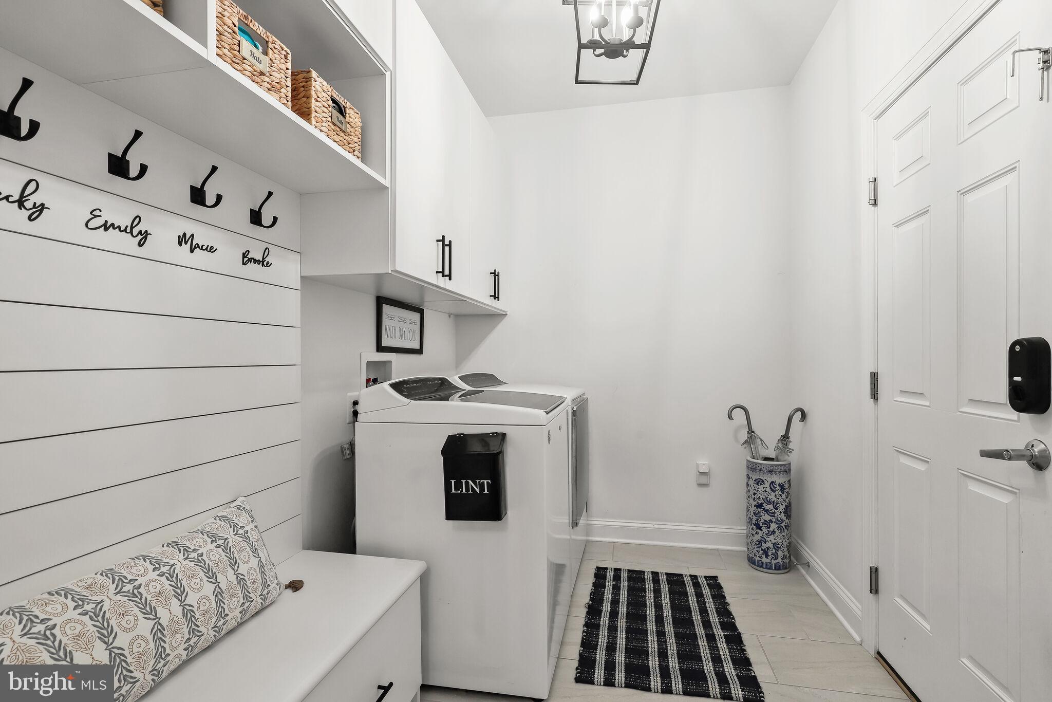 6691 CHATEAU BAY COURT