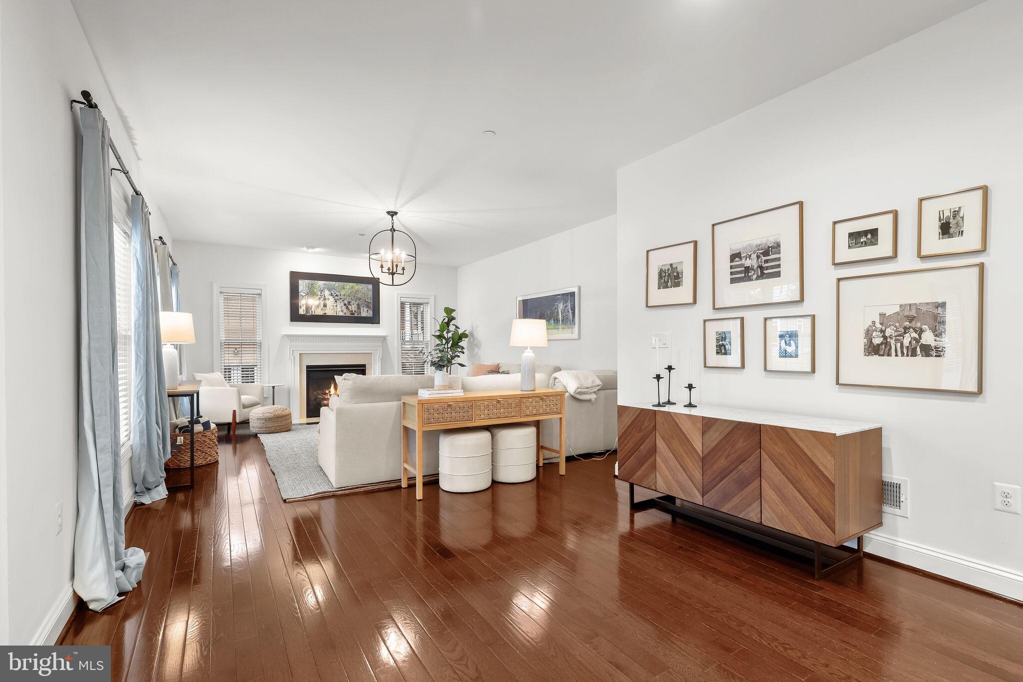 6691 CHATEAU BAY COURT