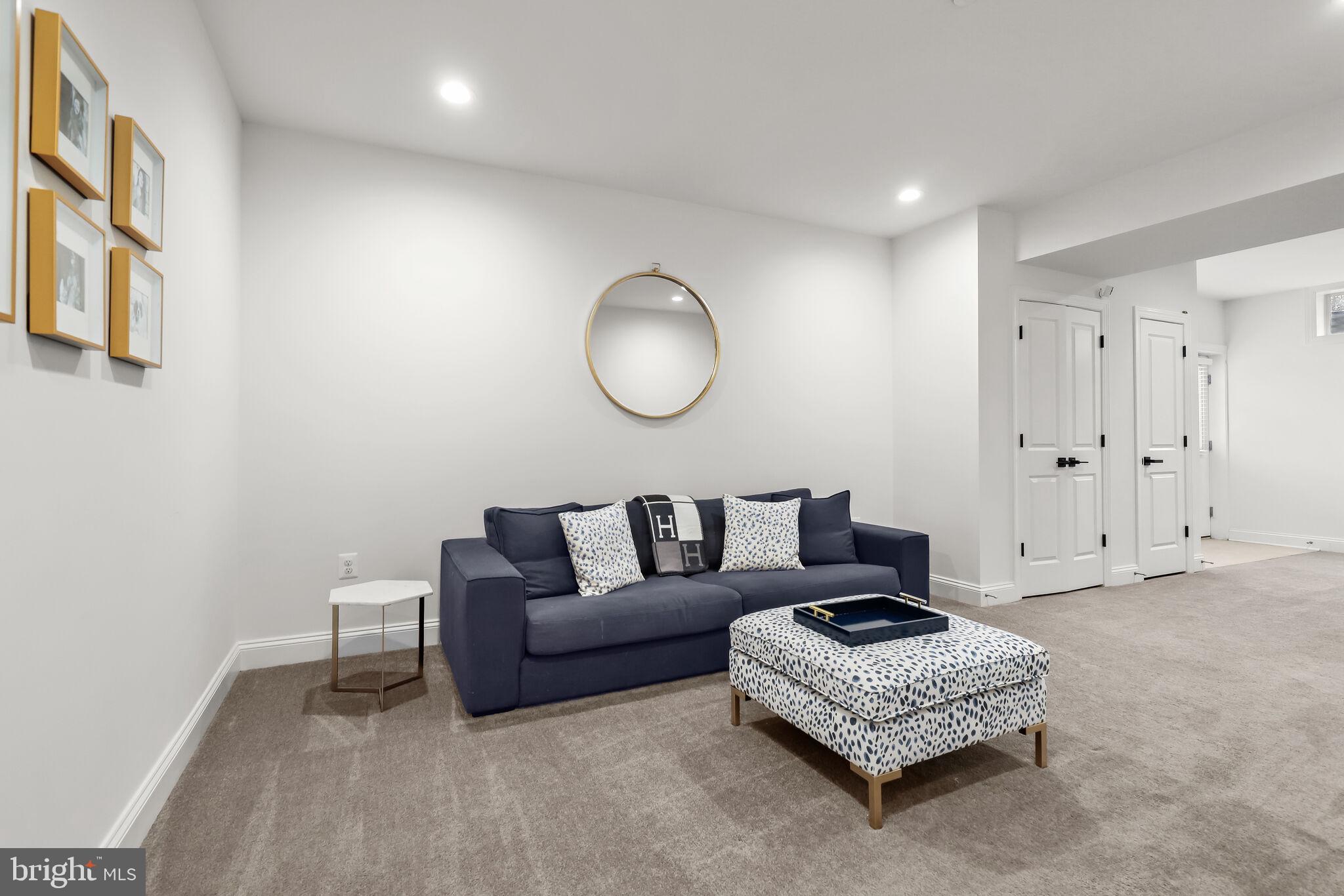 6691 CHATEAU BAY COURT