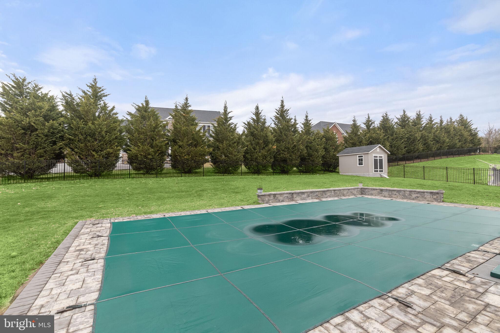 6691 CHATEAU BAY COURT