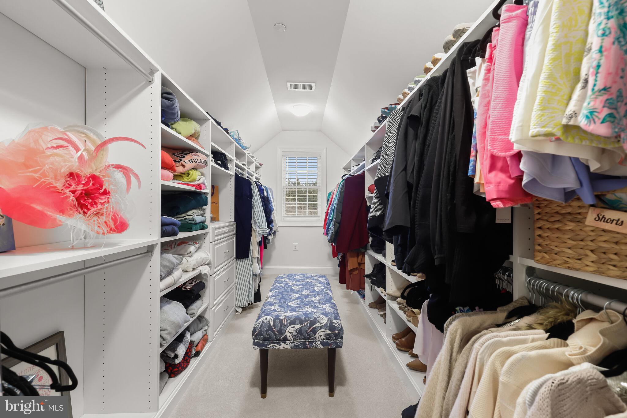 6691 CHATEAU BAY COURT