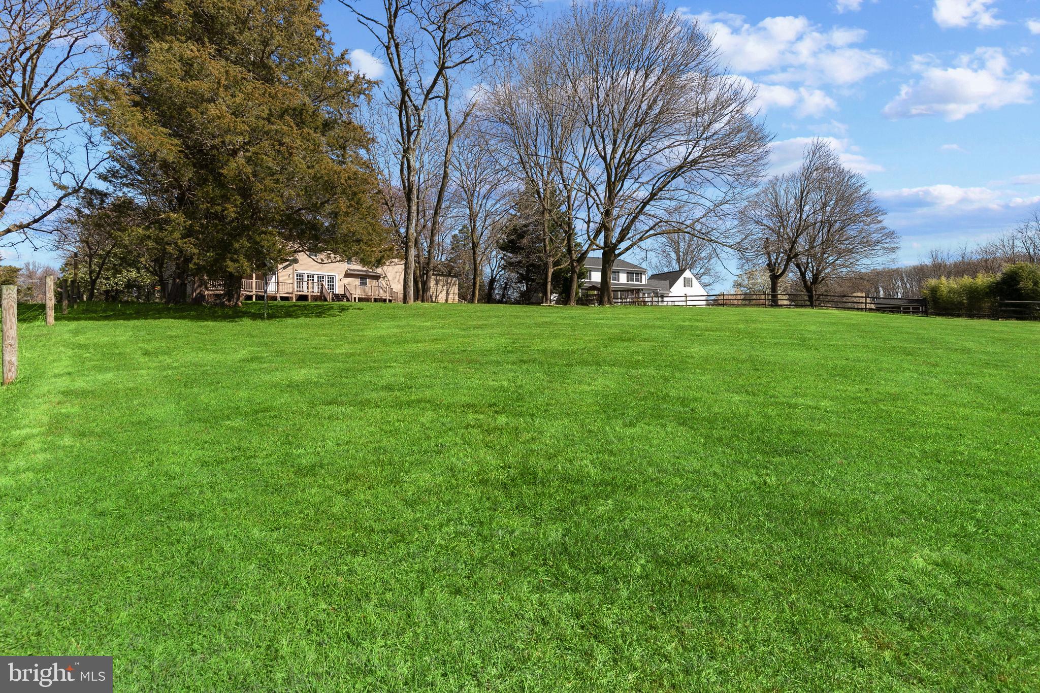 1270 HAY MEADOW LANE