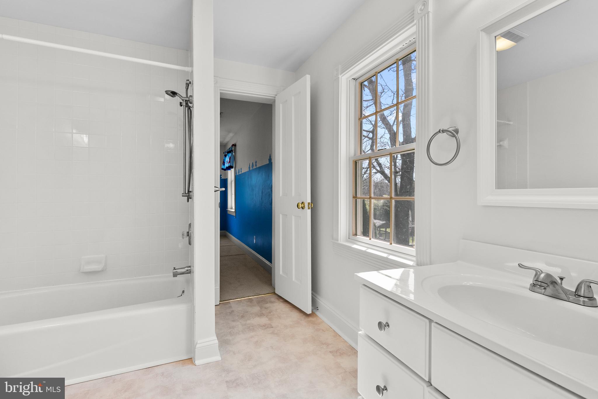 1270 HAY MEADOW LANE