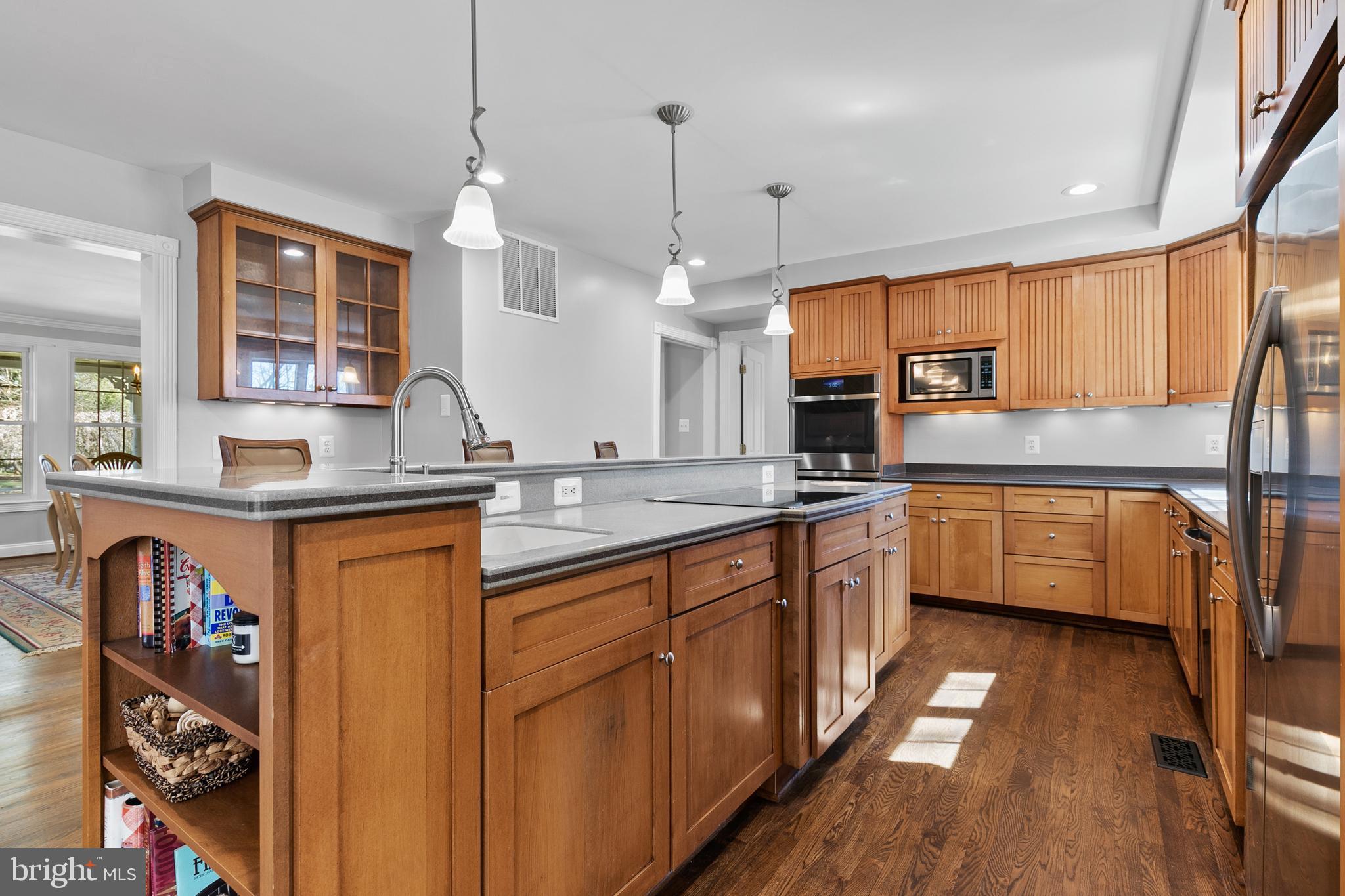 1270 HAY MEADOW LANE