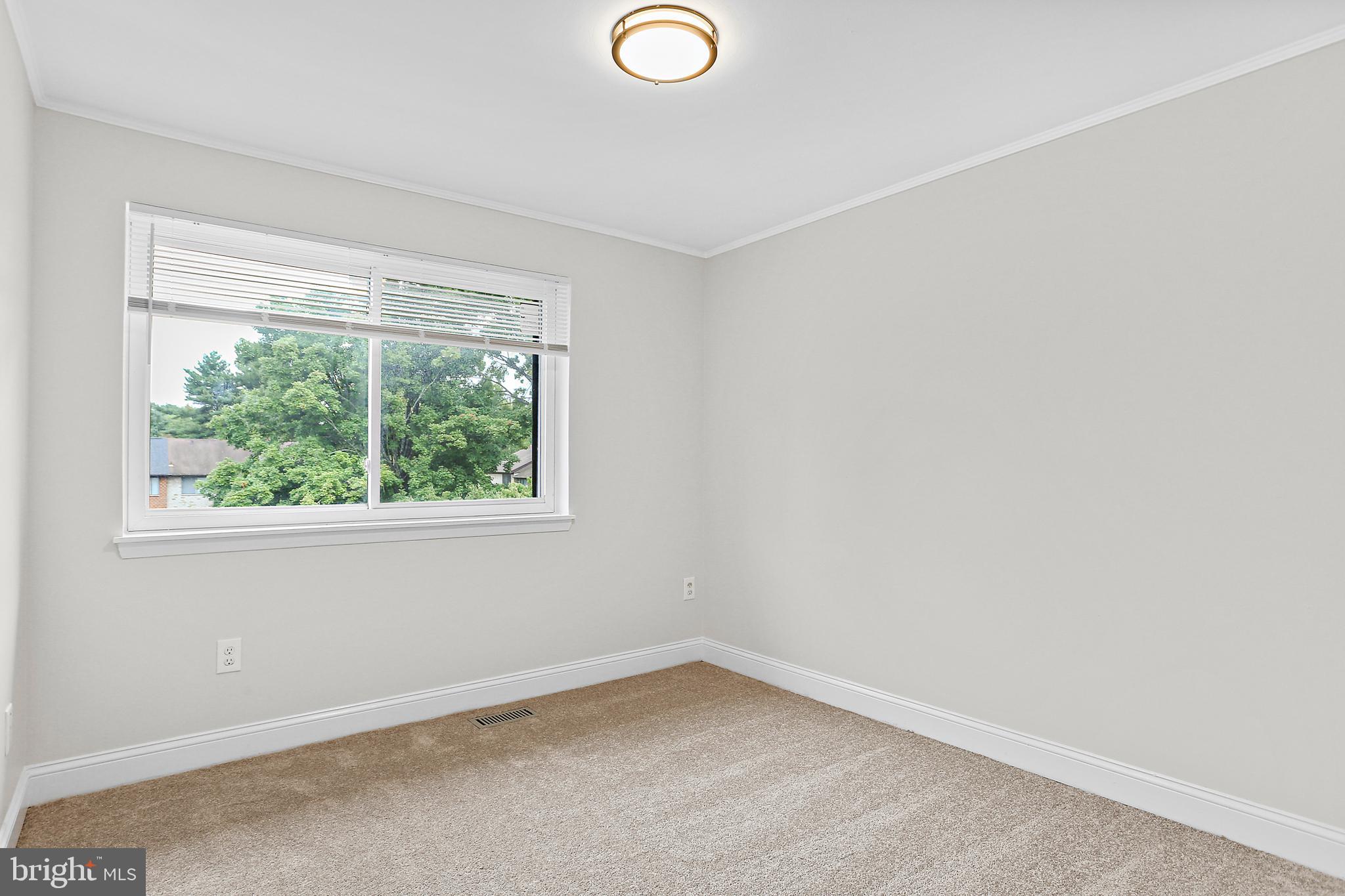 7124 LASTING LIGHT WAY