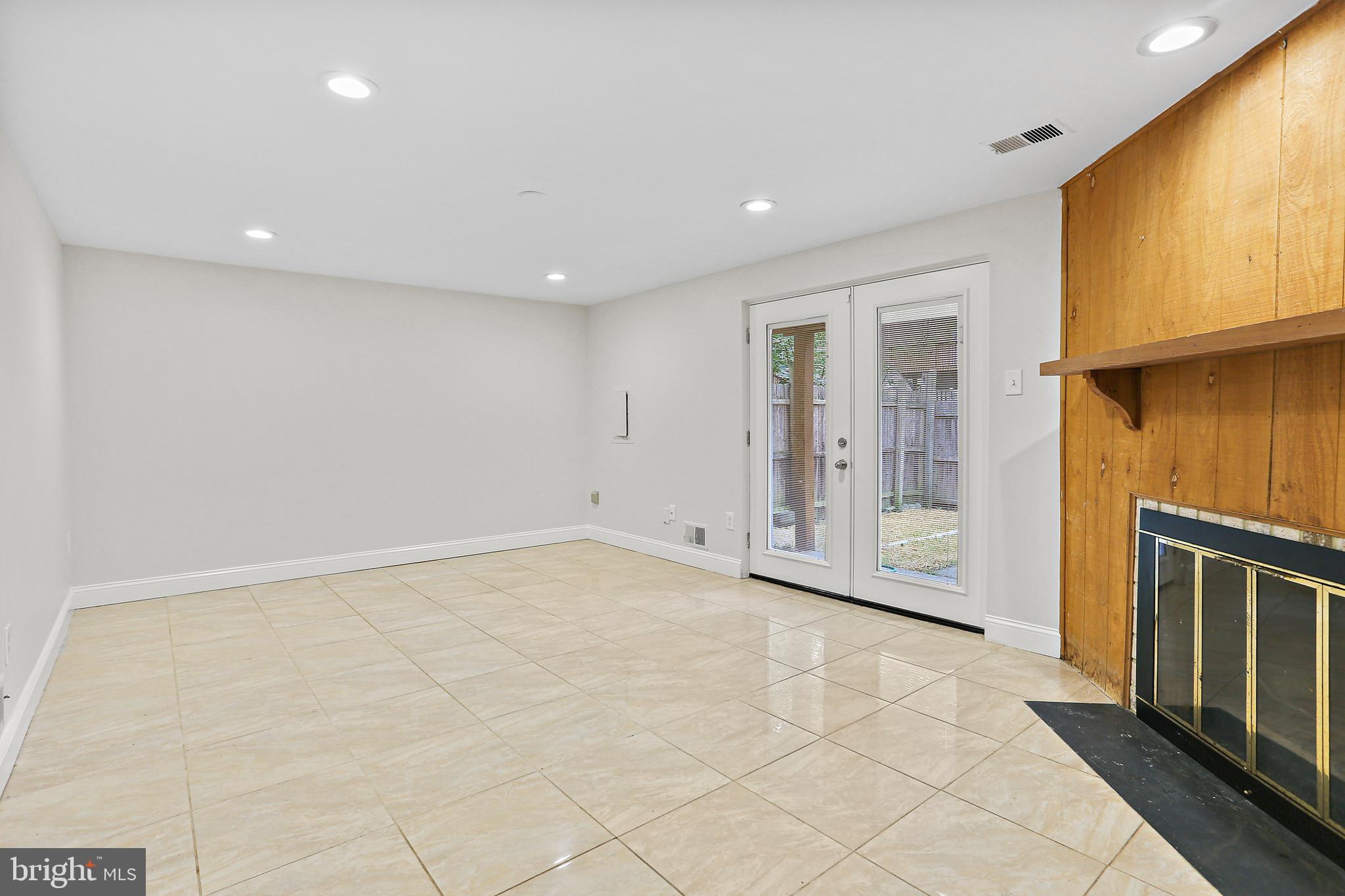 7124 LASTING LIGHT WAY