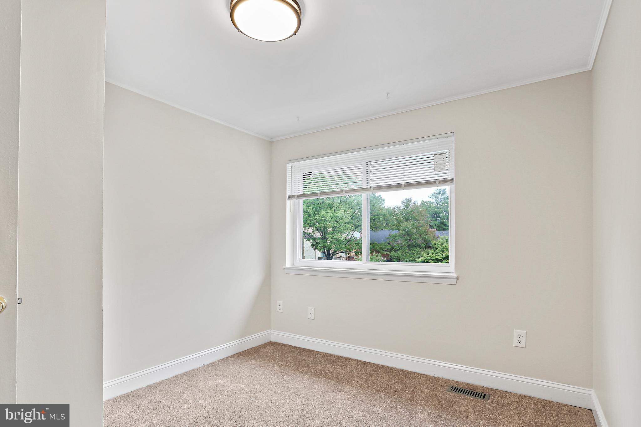 7124 LASTING LIGHT WAY