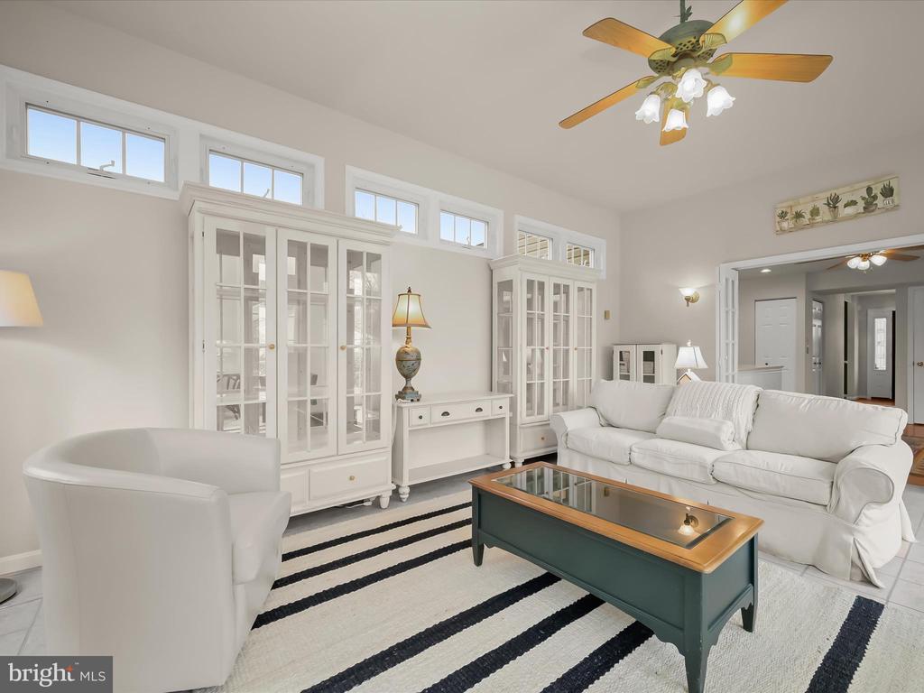 4805 LAUREN COURT