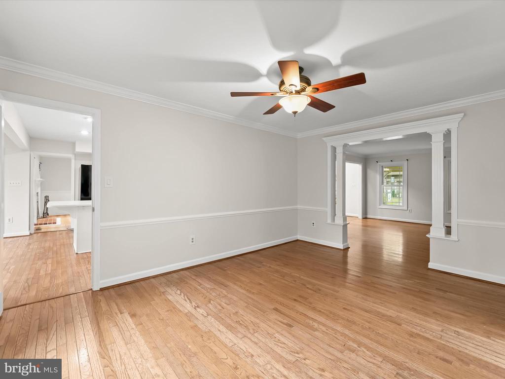 8713 HAYCARRIAGE COURT