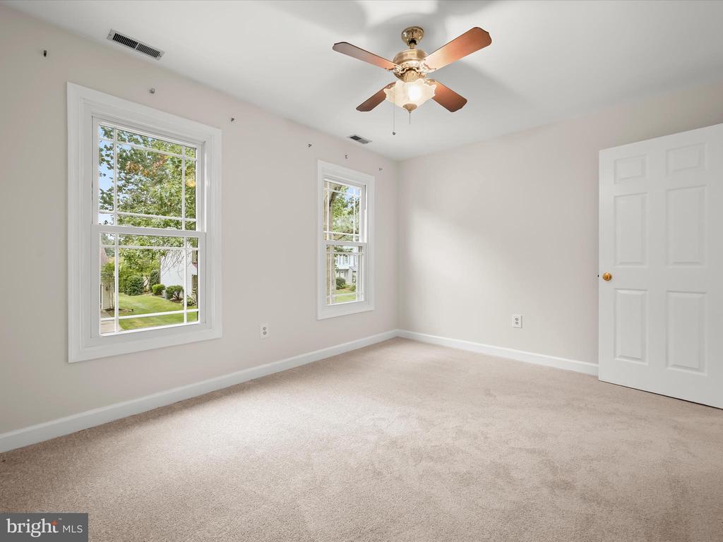 8713 HAYCARRIAGE COURT