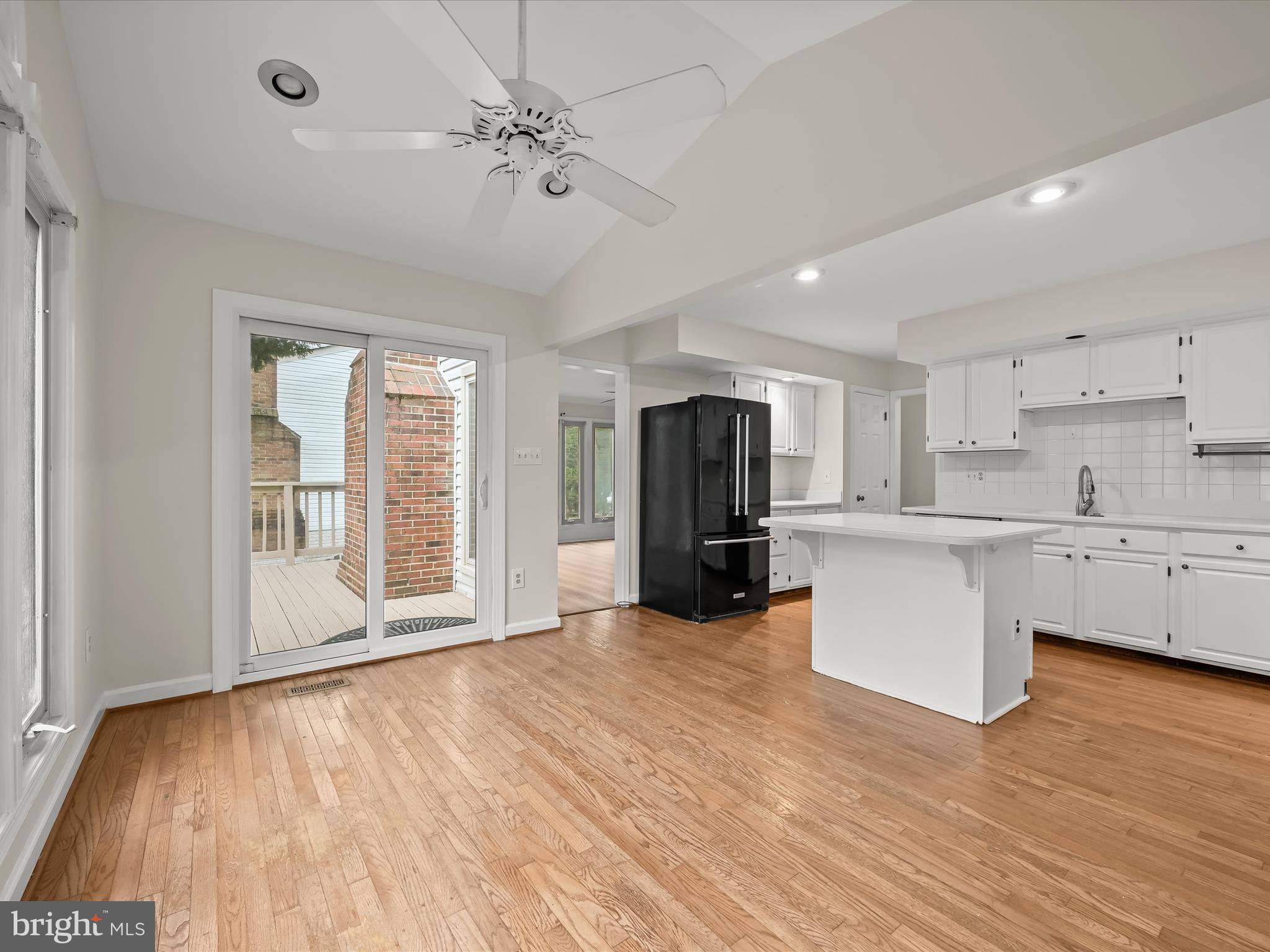 8713 HAYCARRIAGE COURT