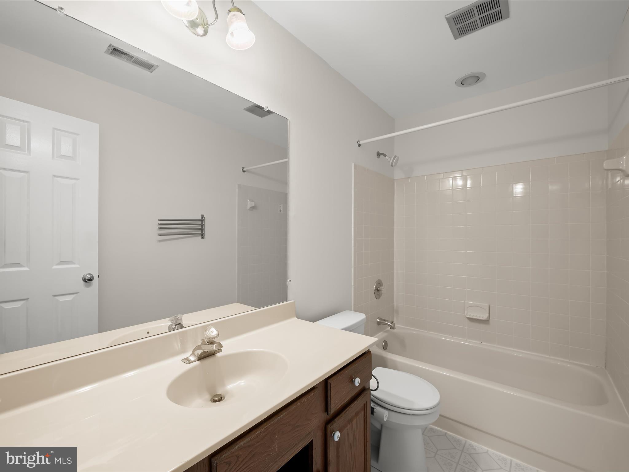 8713 HAYCARRIAGE COURT