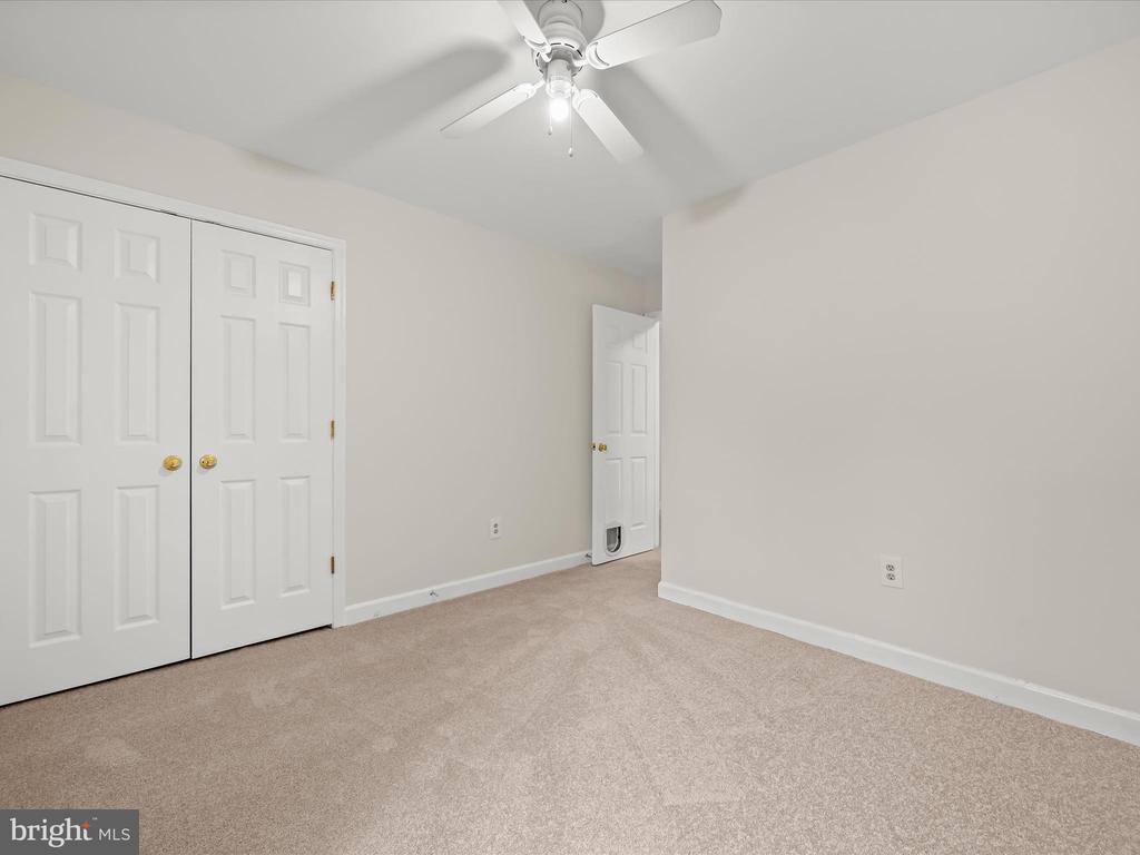 8713 HAYCARRIAGE COURT