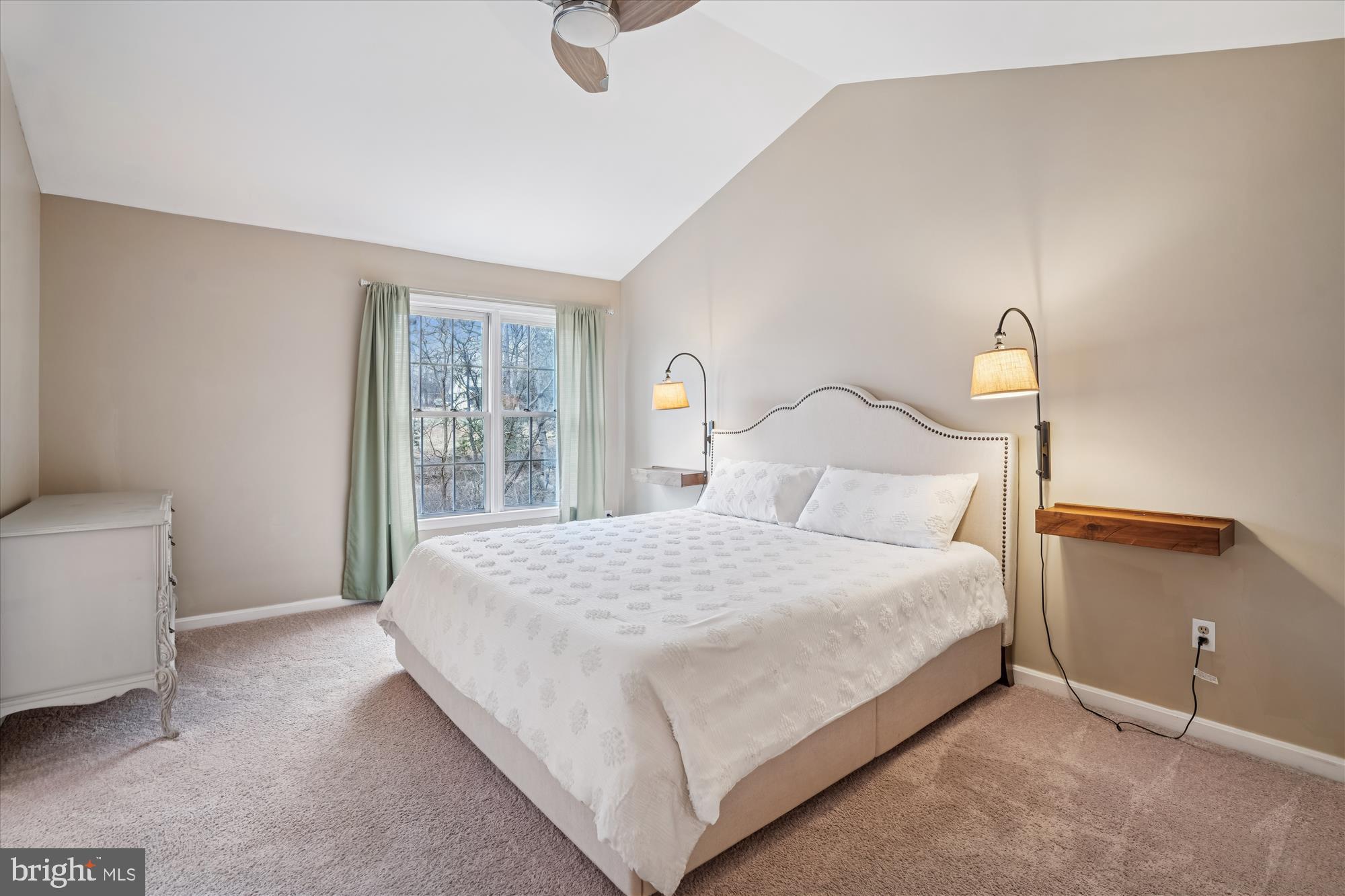 6215 STRATFORD COURT