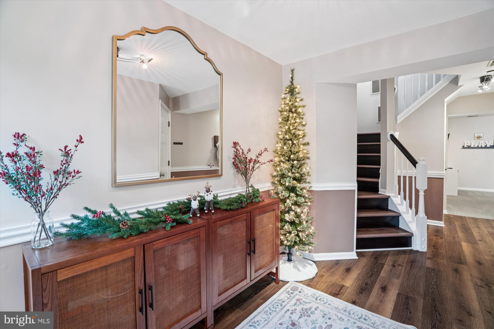 6215 STRATFORD COURT