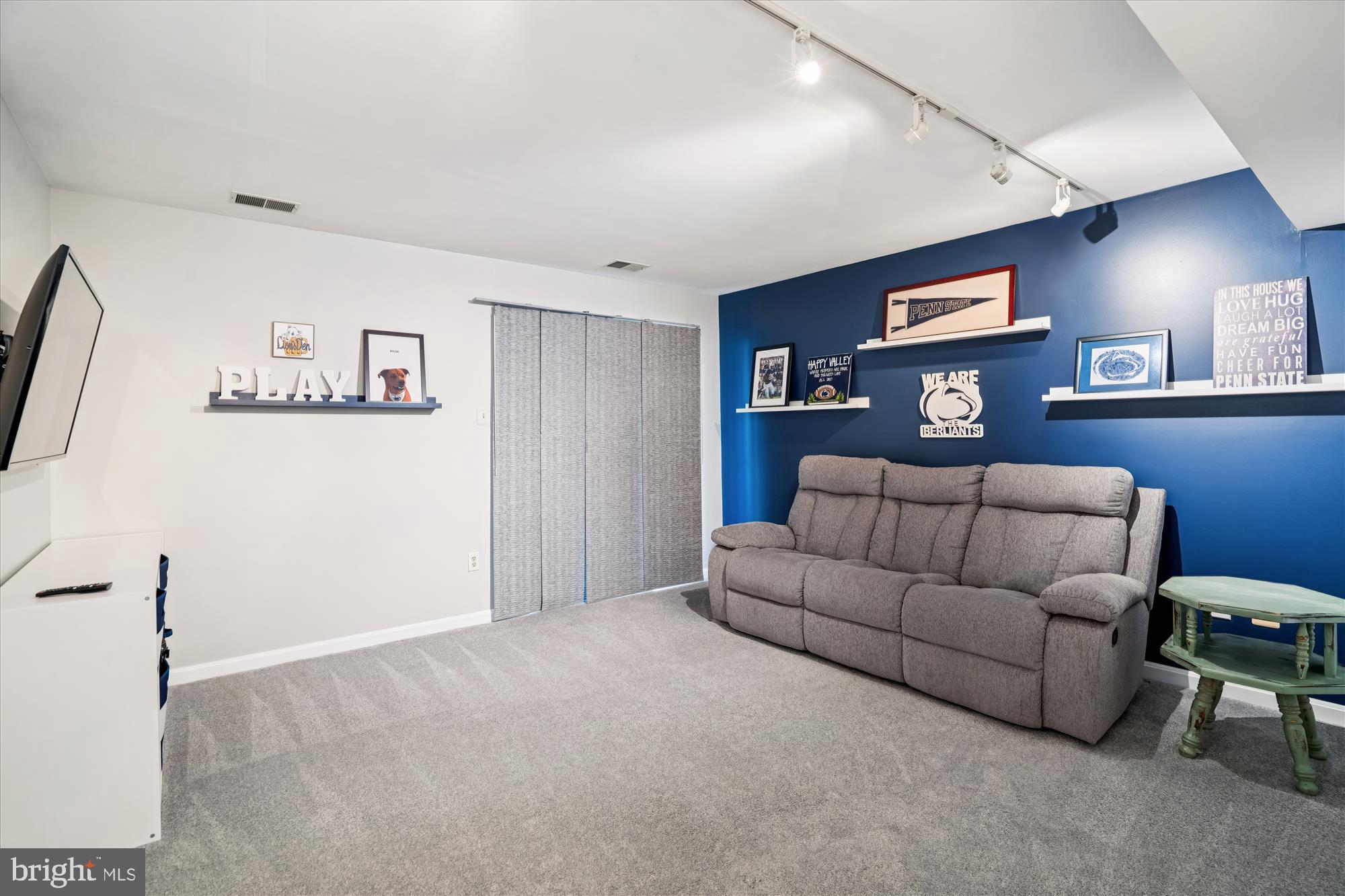 6215 STRATFORD COURT