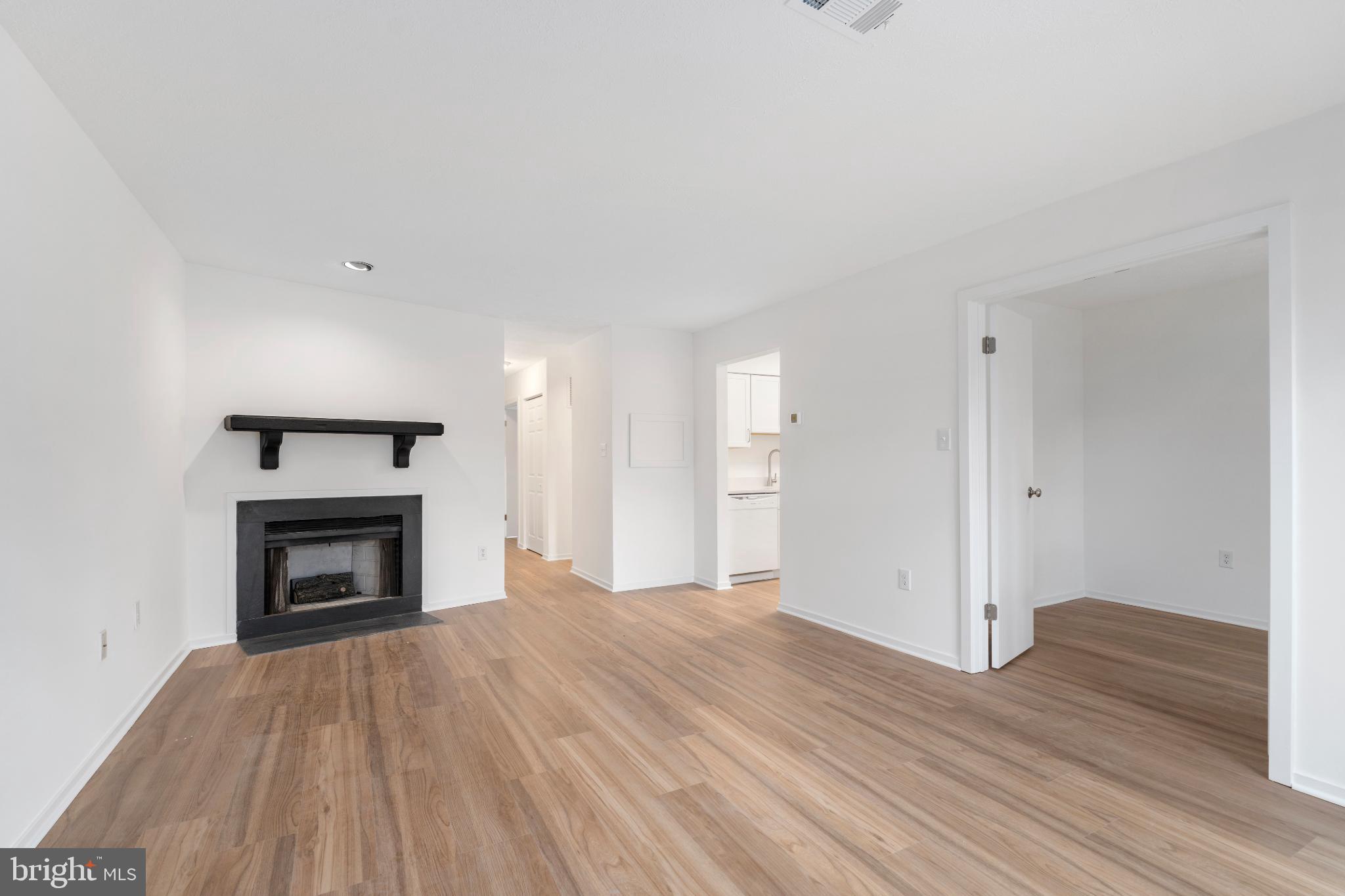 7507 WEATHER WORN WAY C