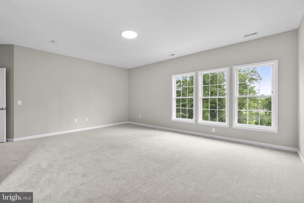 4625 CENTENNIAL LANE