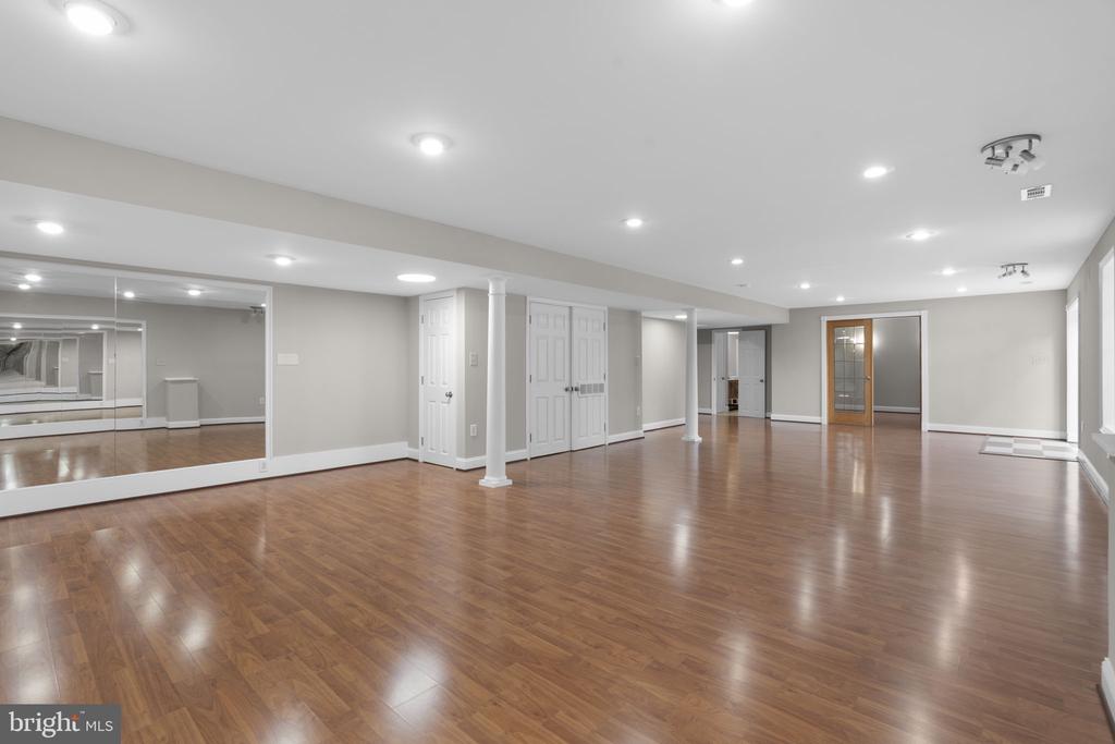4625 CENTENNIAL LANE
