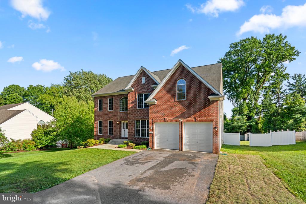 4625 CENTENNIAL LANE