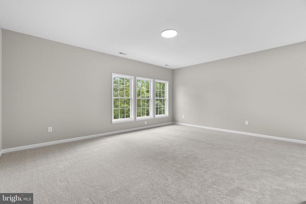 4625 CENTENNIAL LANE
