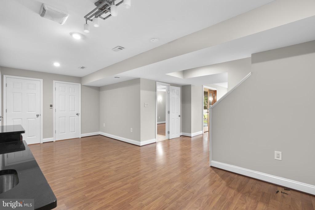 4625 CENTENNIAL LANE