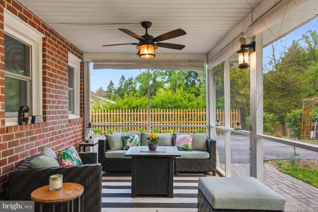 3122 EVERGREEN WAY