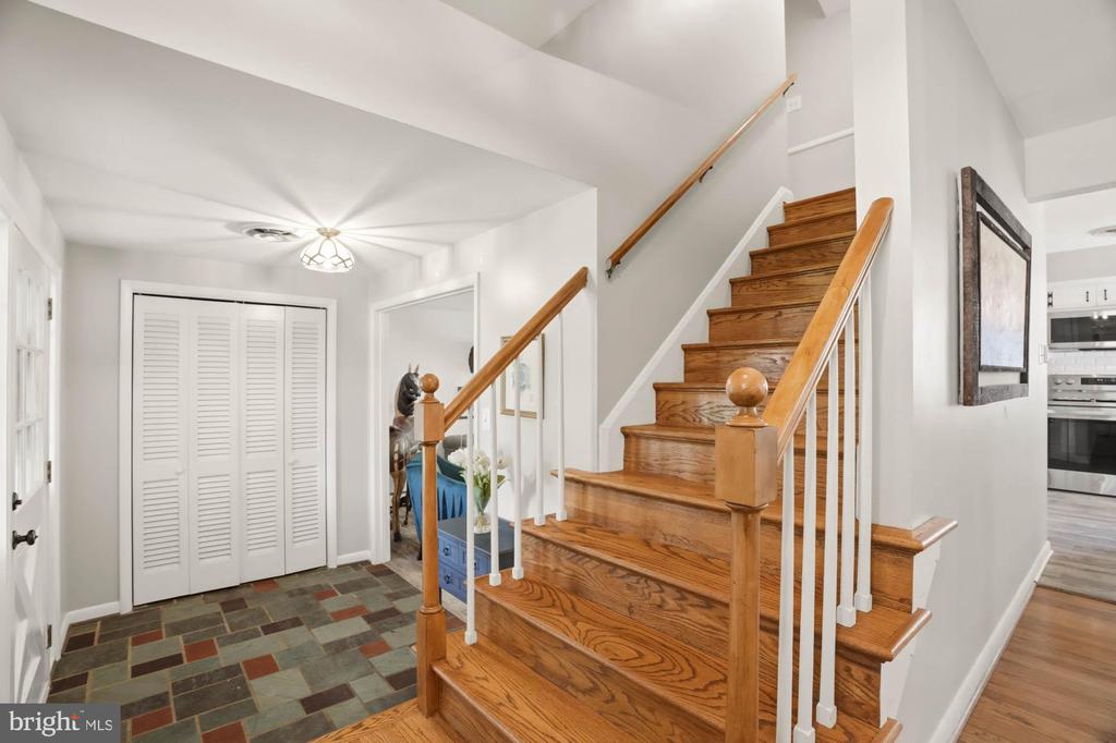 3122 EVERGREEN WAY