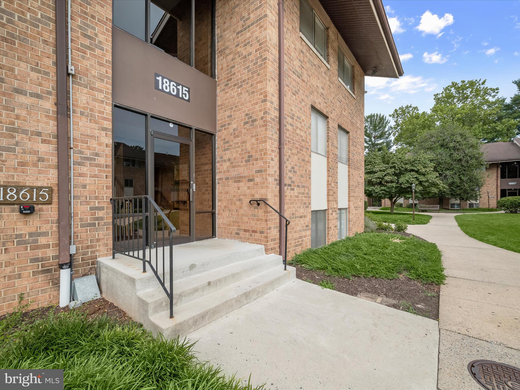 18615 WALKERS CHOICE ROAD #2