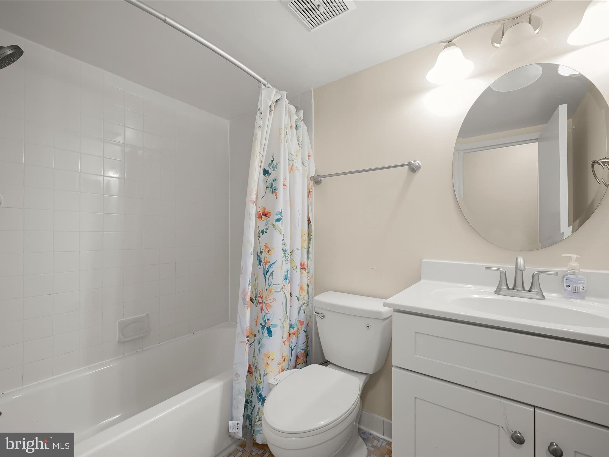 18615 WALKERS CHOICE ROAD #2