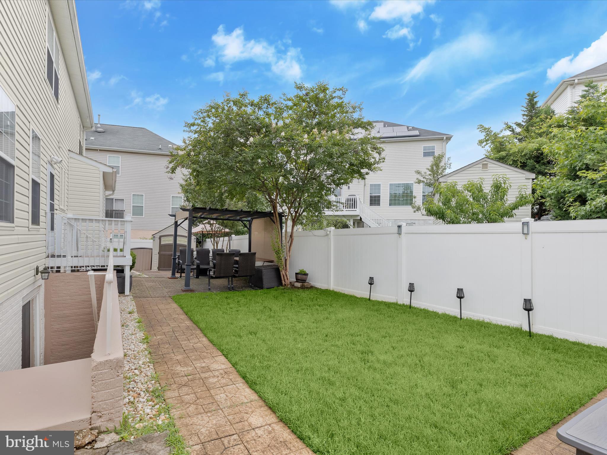 7213 GREENSPRING LANE