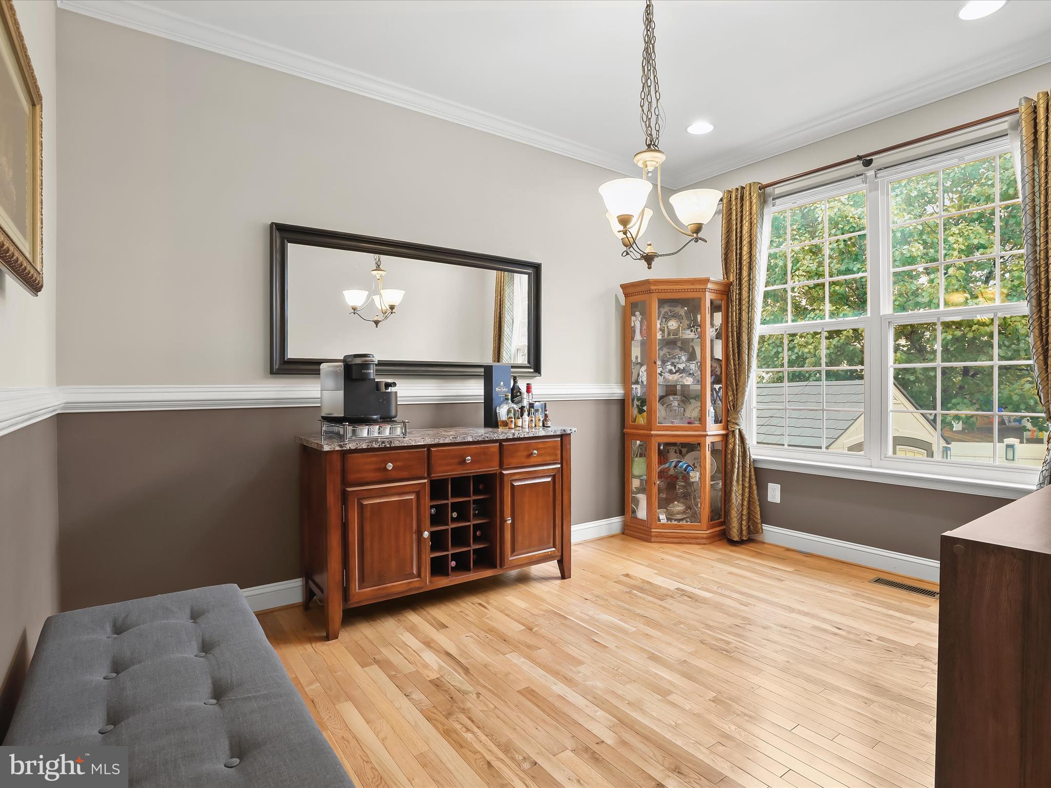 7213 GREENSPRING LANE