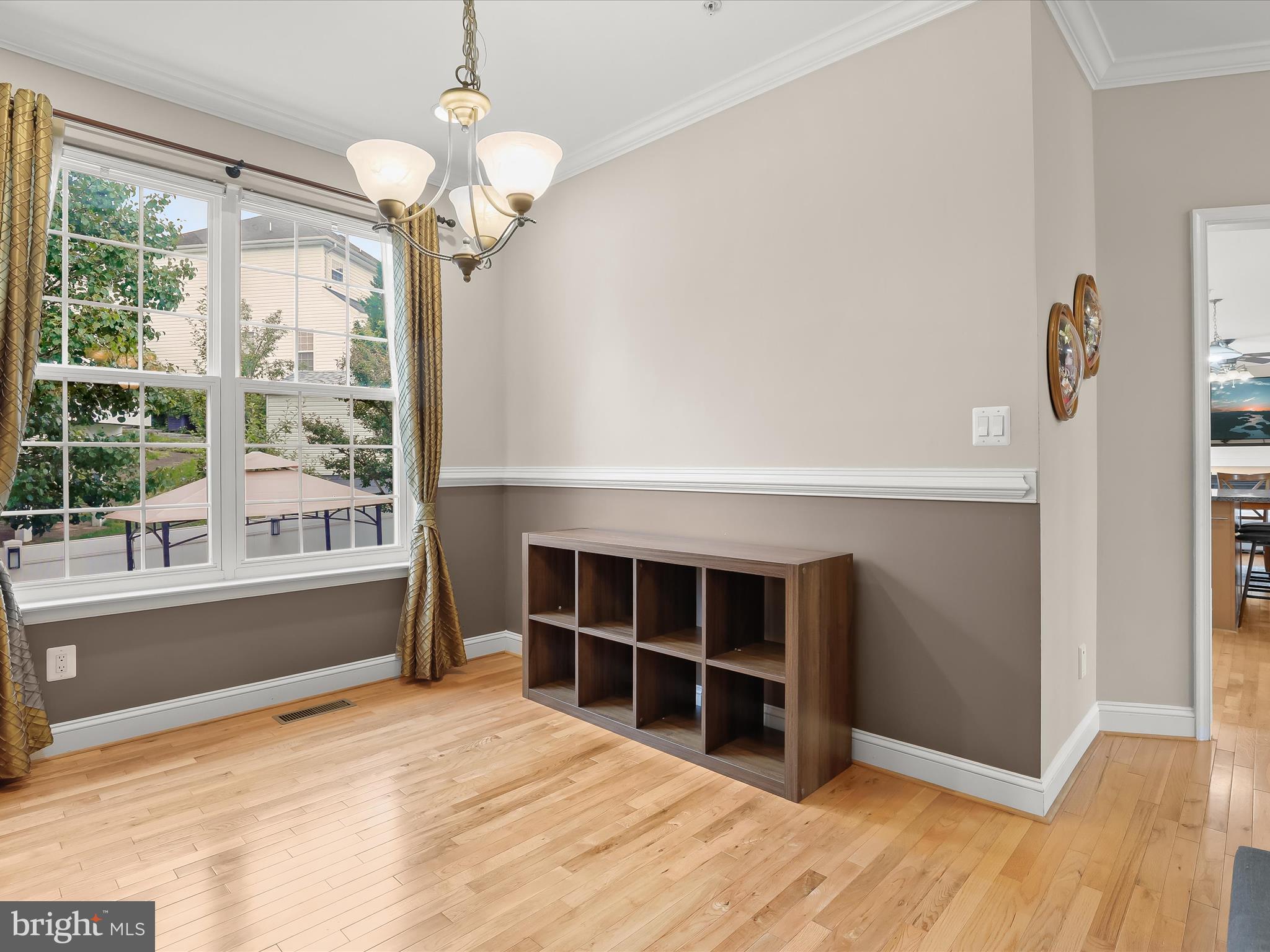 7213 GREENSPRING LANE