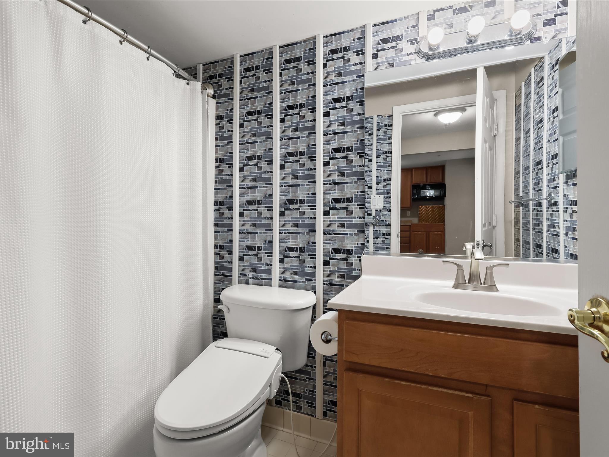 7213 GREENSPRING LANE