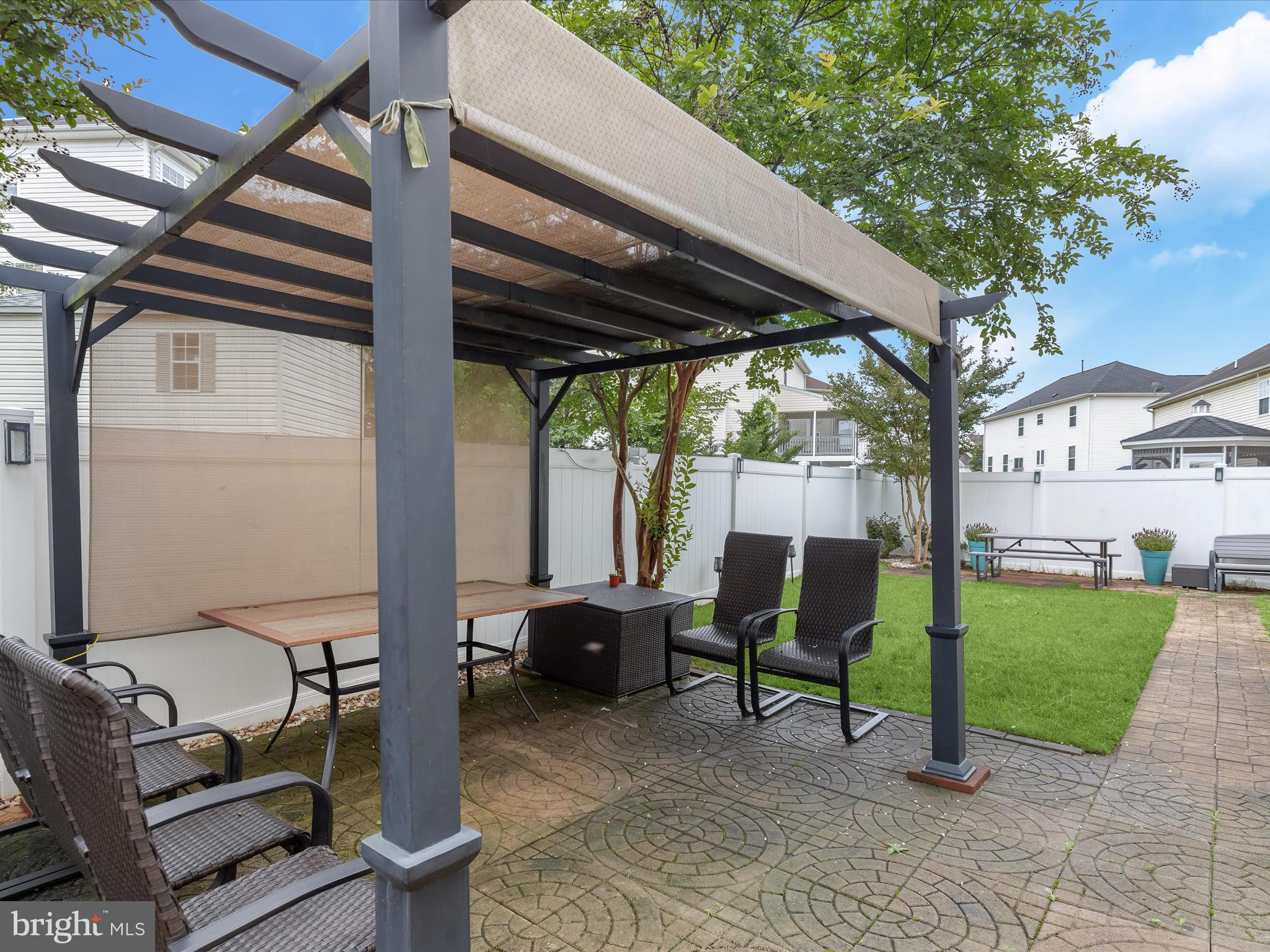 7213 GREENSPRING LANE