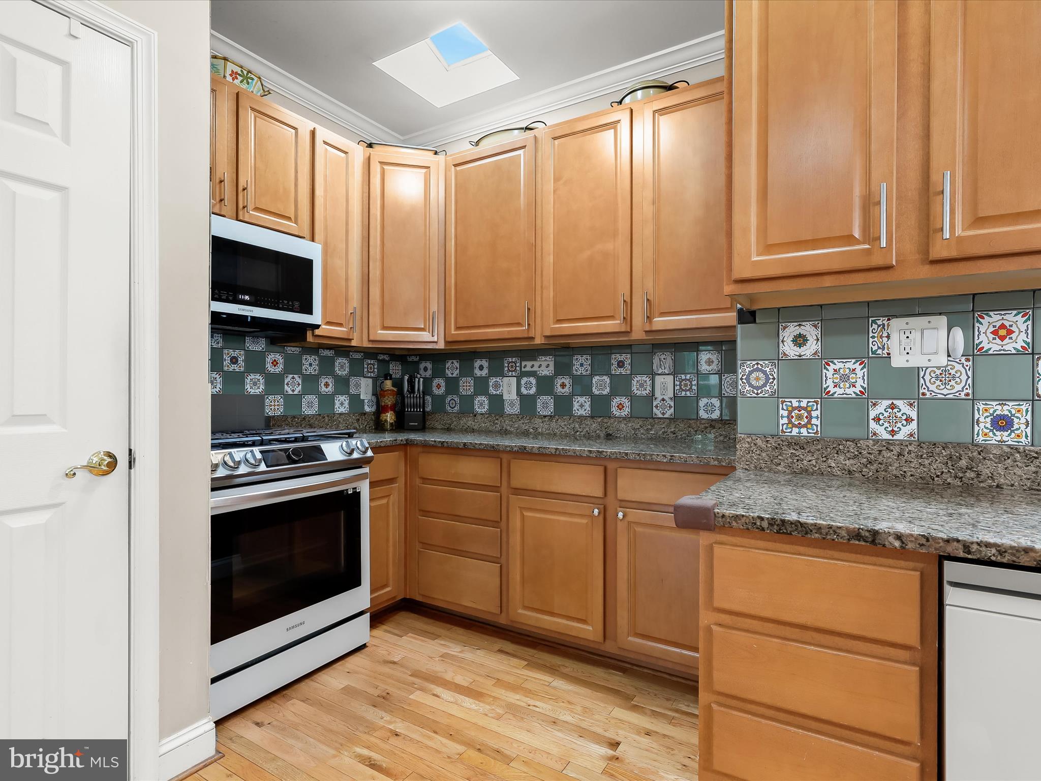 7213 GREENSPRING LANE