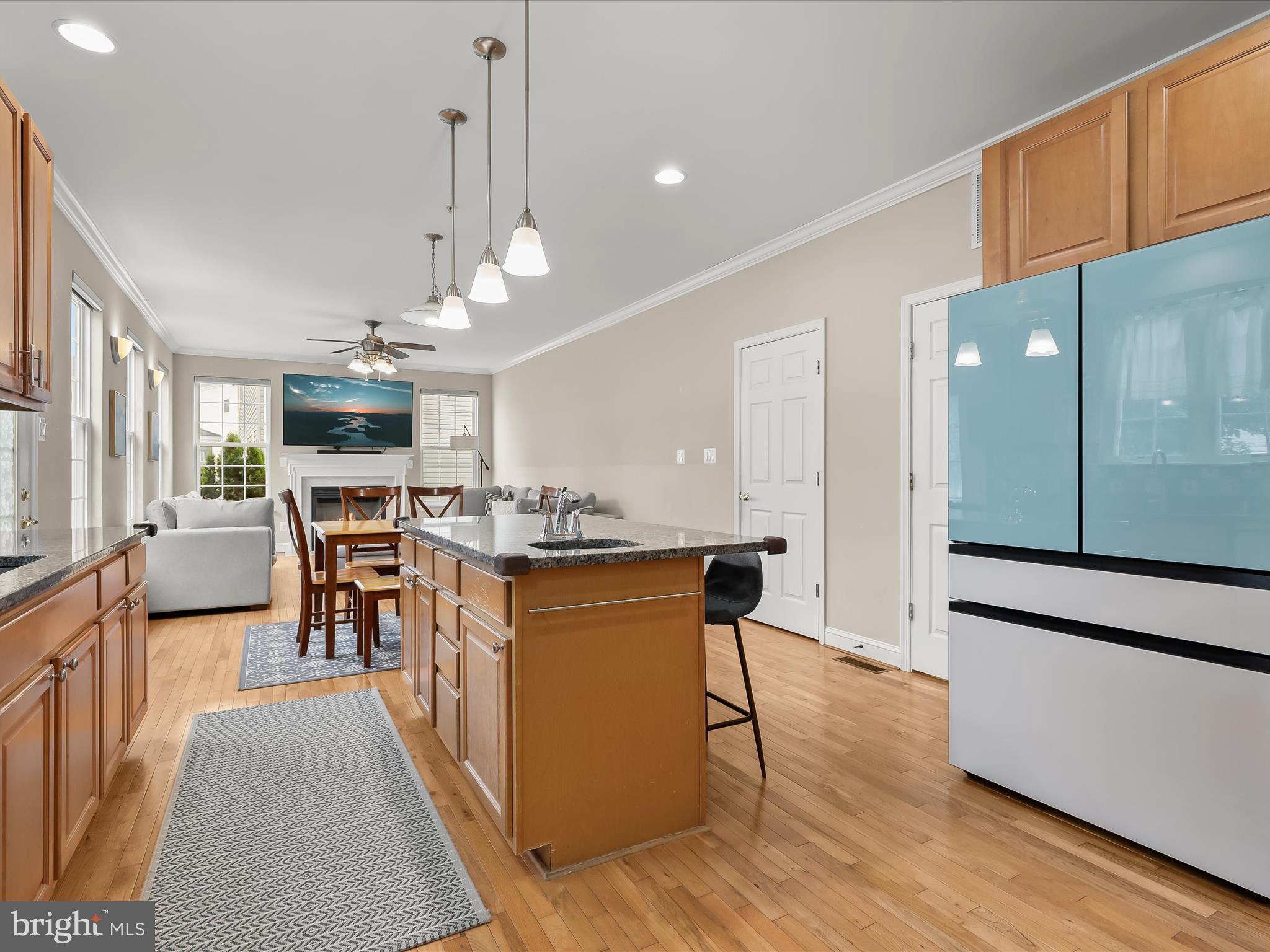 7213 GREENSPRING LANE