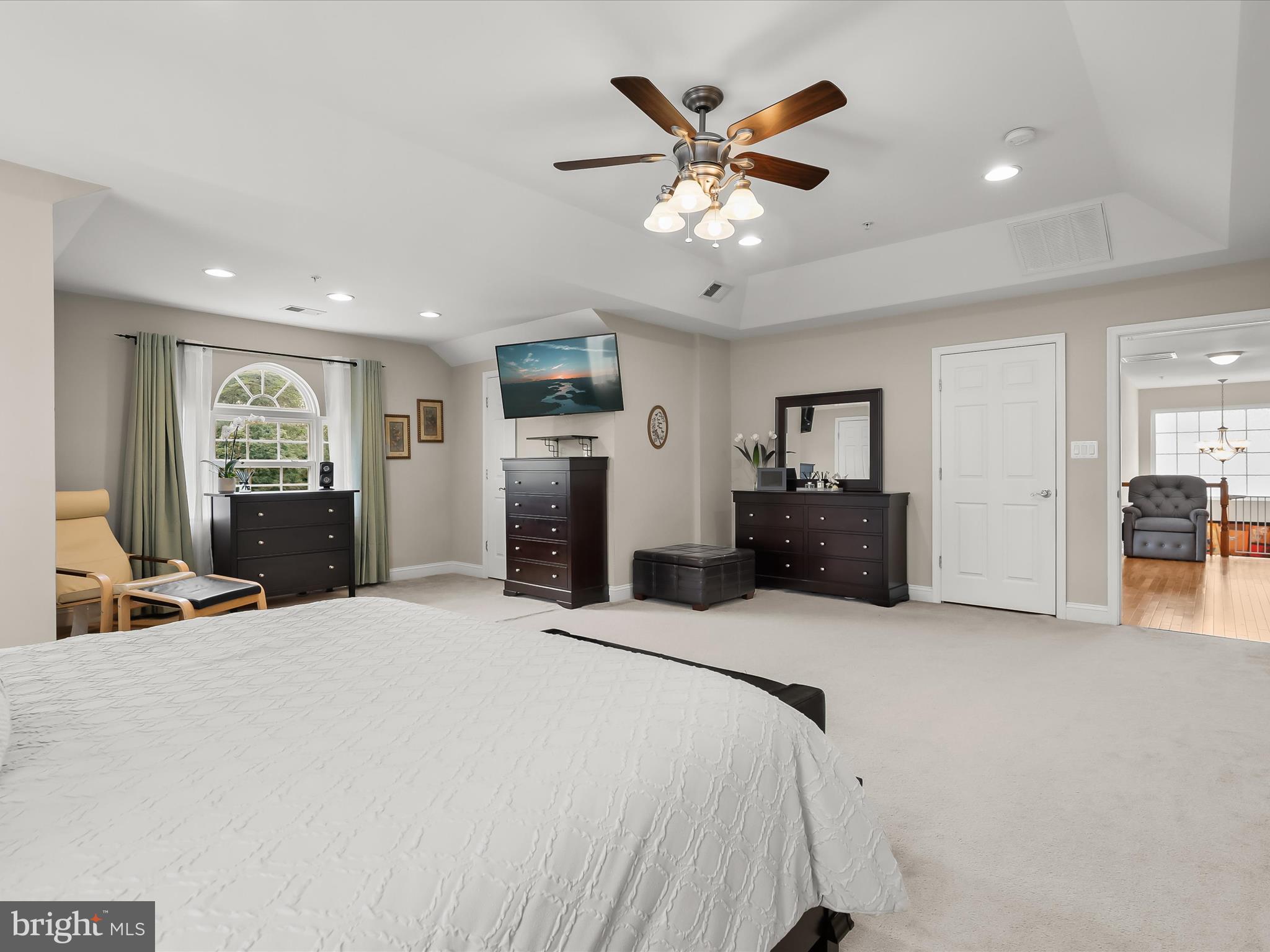 7213 GREENSPRING LANE