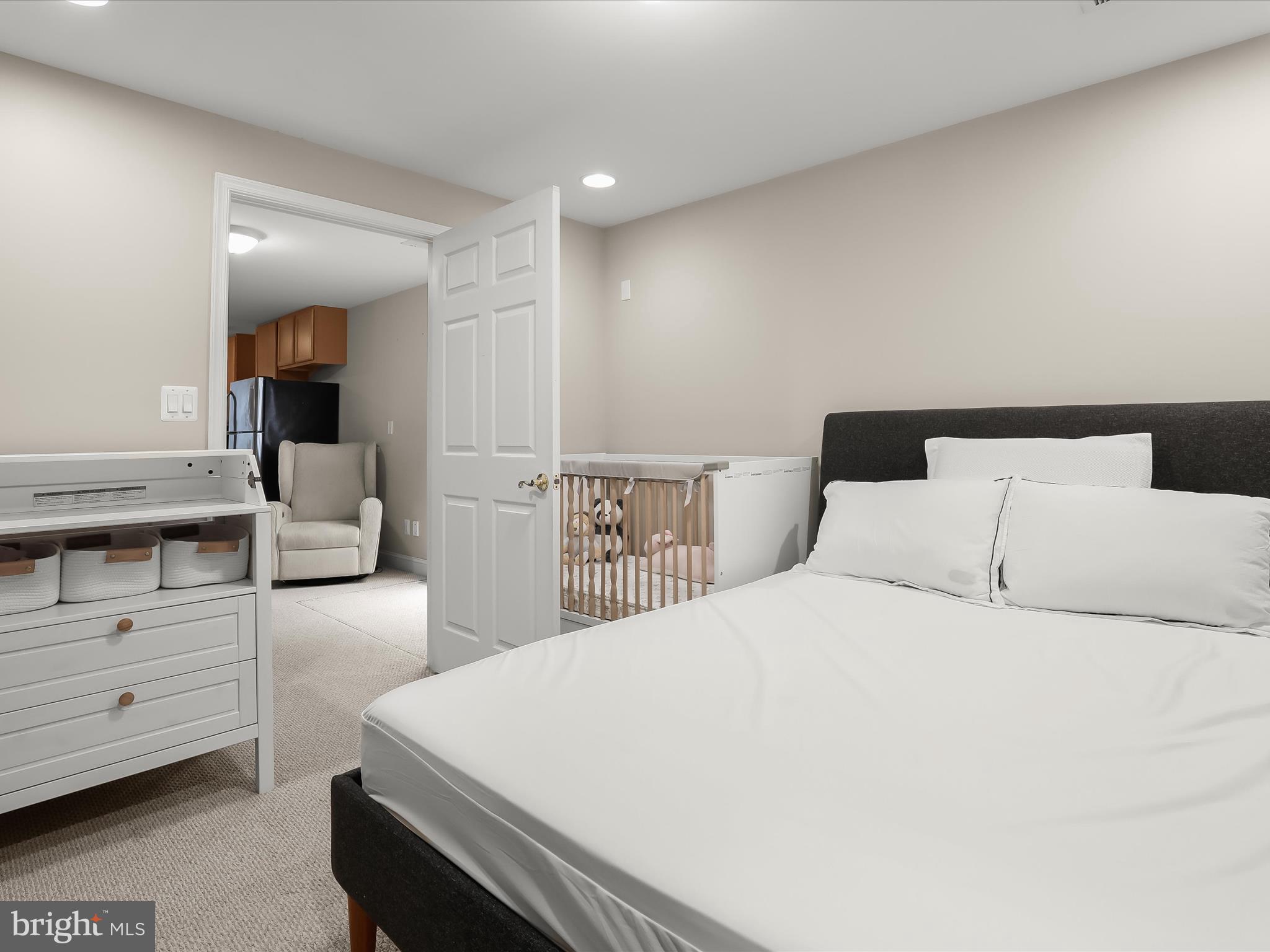 7213 GREENSPRING LANE