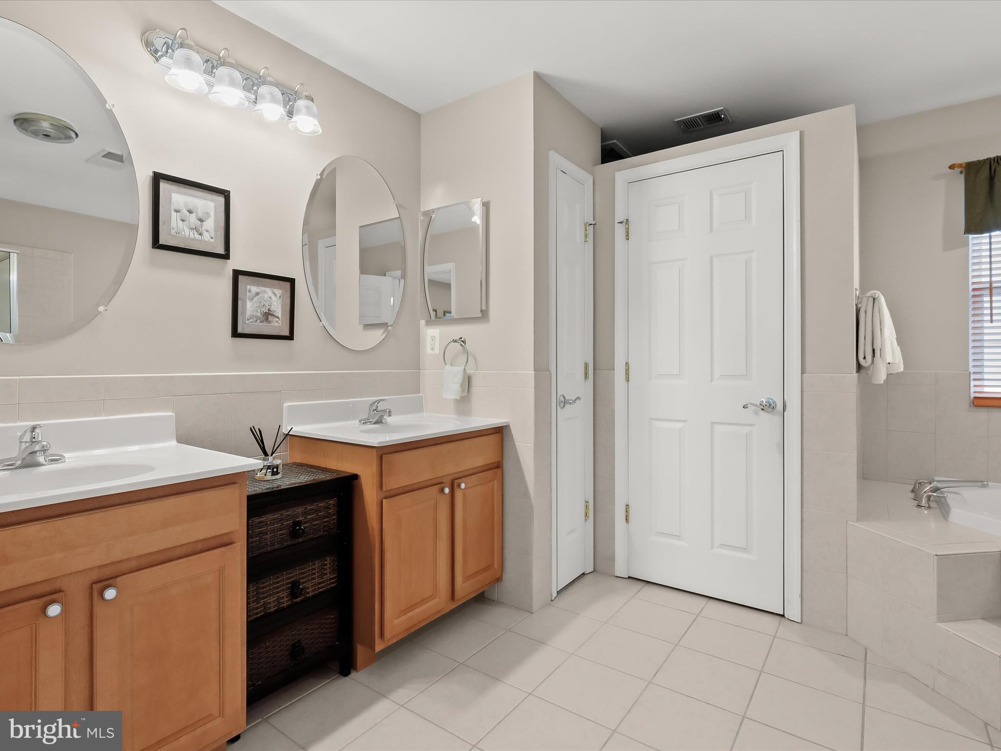 7213 GREENSPRING LANE