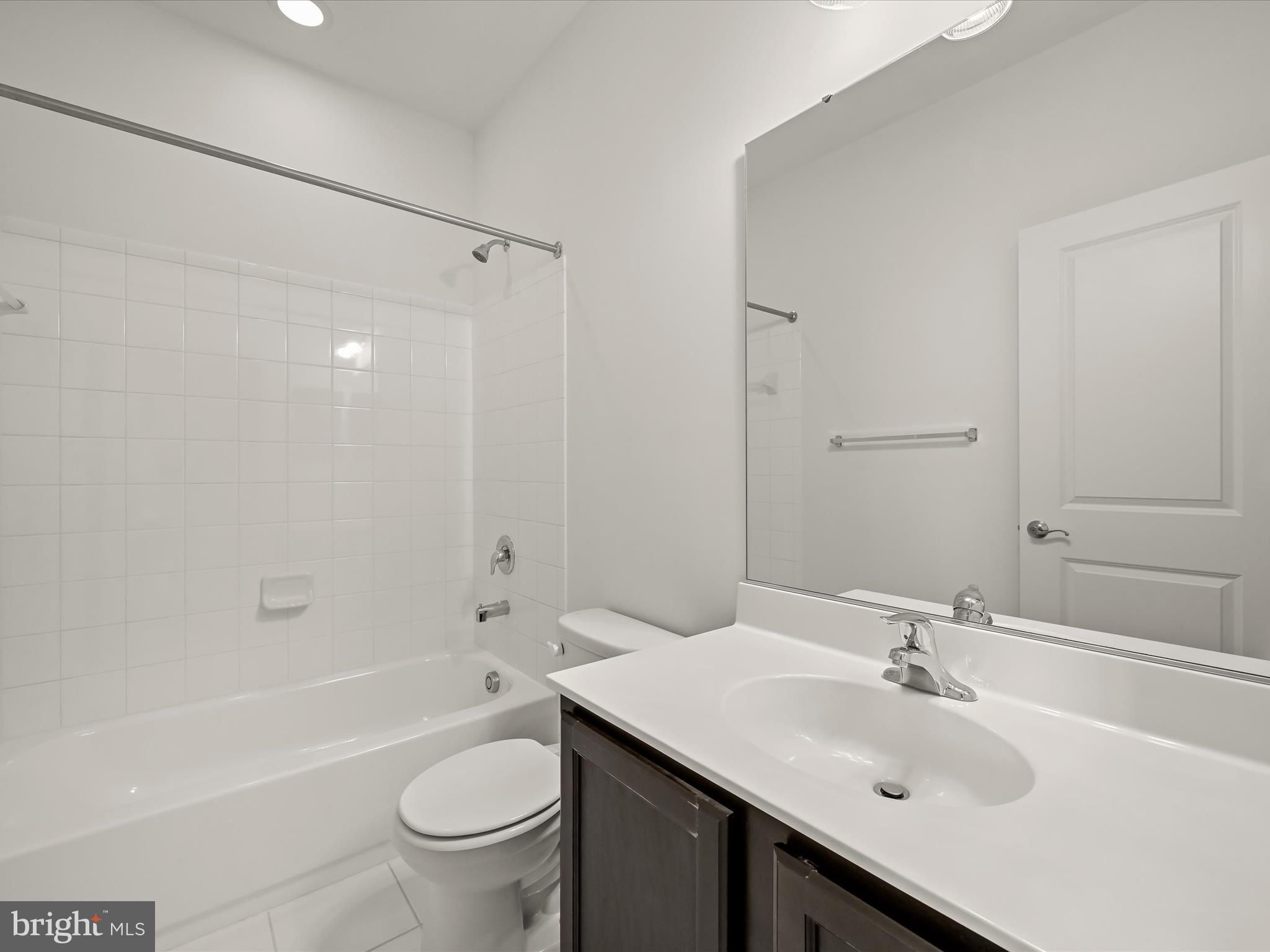 7204 WOOD TRAIL DRIVE